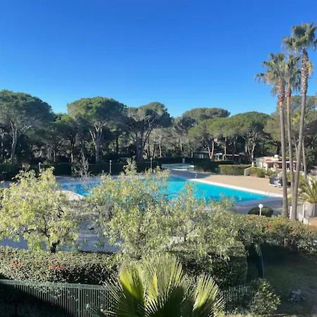 Bel Appartement Vue Sur Piscine 1 Chambre Fermee Et 1 Espace Cabine Saint-Raphaël Buitenkant foto