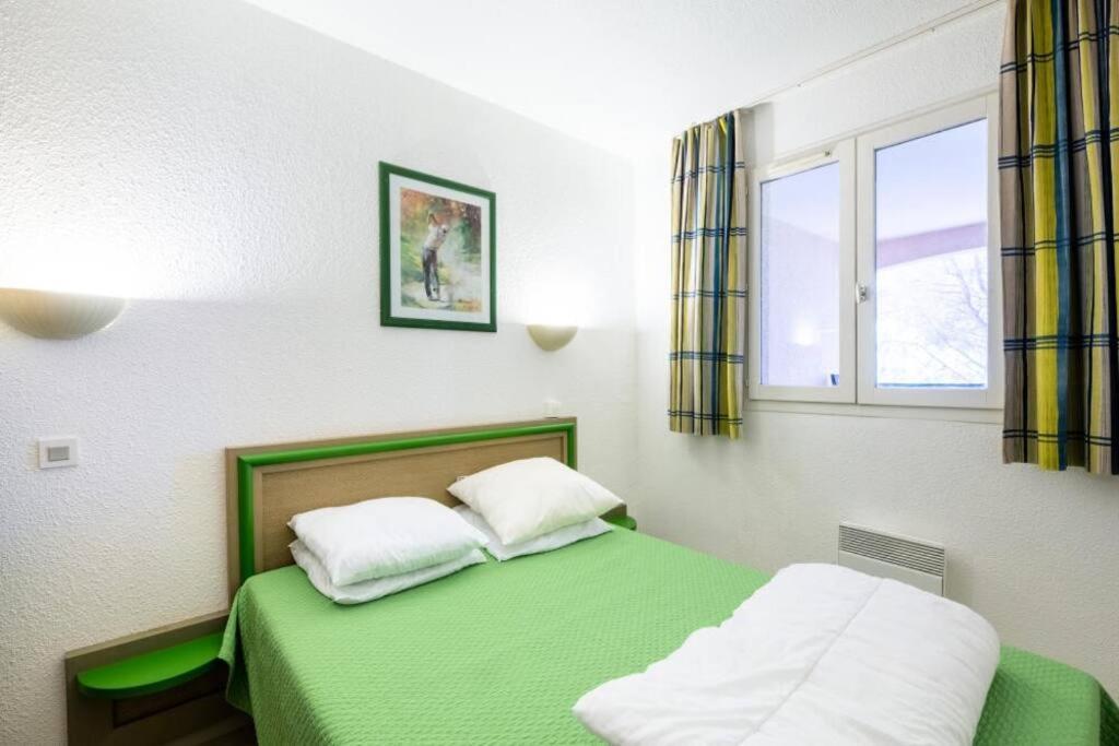 Bel Appartement Vue Sur Piscine 1 Chambre Fermee Et 1 Espace Cabine Saint-Raphaël Buitenkant foto